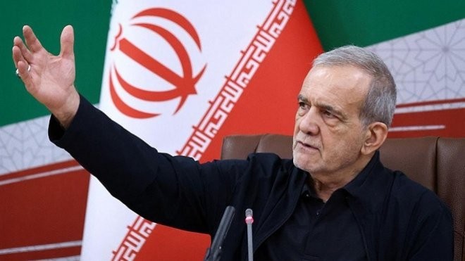 پزشکیان: آماده بازگشایی تنگه هرمز هستیم