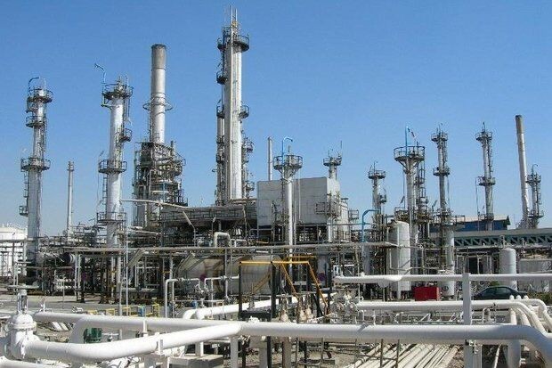 کلیات طرح افزایش ظرفیت پالایشگاه های میعانات گازی و نفت خام تصویب شد
