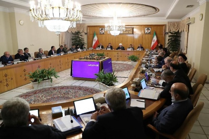 رئیس جمهوری: مبارزه جدی با دلار در دنیا در حال شروع شدن است