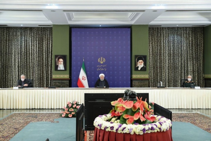 روحانی: سال تحصیلی ۱۵ شهریور آغاز میشود
