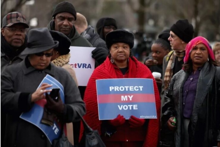 روایت استاد آمریکایی از تضییع حق رای رنگین‌پوستان در آمریکا