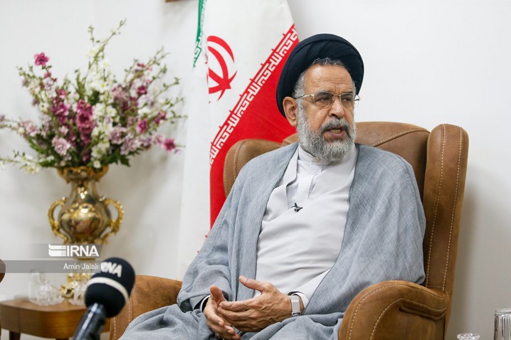 روحانی به تذکر بنزینی وزارت اطلاعات توجه نکرد/ قهر با صندوق رأی برای مردم عایدی ندارد