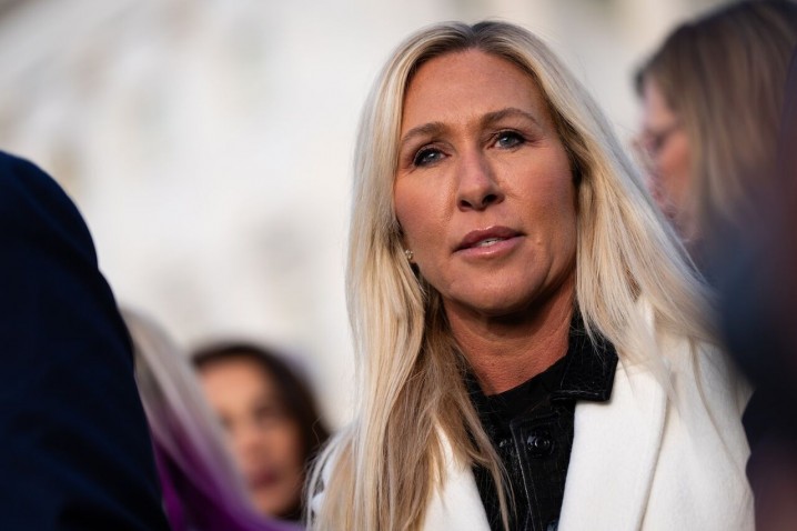 جنگ قدرت در ارودگاه ترامپ؛ استعفای همپیمانی دیگر