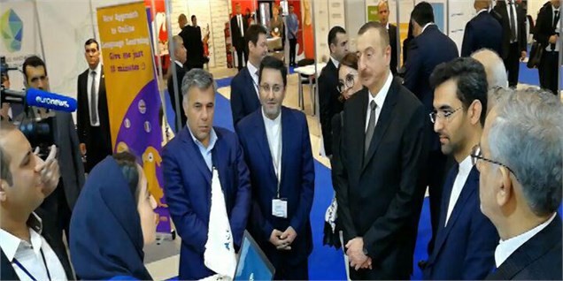 آذری جهرمی از نمایشگاه باکوتل بازدید کرد