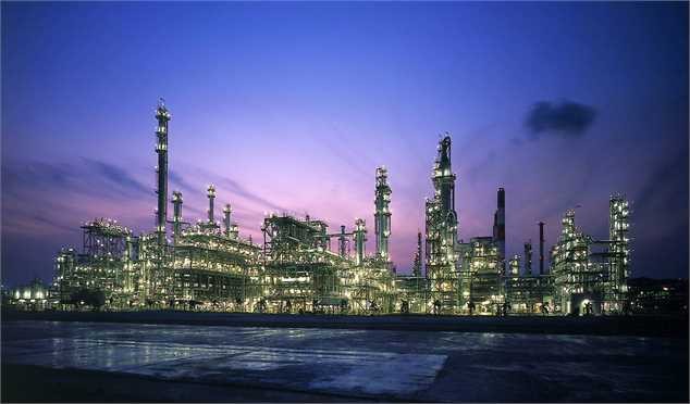 توسعه ظرفیت پالایشگاهی کشور تیر خلاص به تحریم‌های نفتی