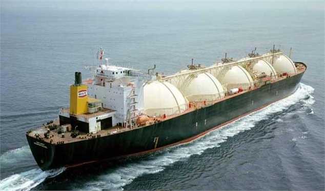 حرکت نفتکش ایرانی به سمت دریای مدیترانه با تغییر نام