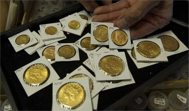 سکه باز هم عقب نشست/ طلا گرمی ۴۸۵ هزار تومان