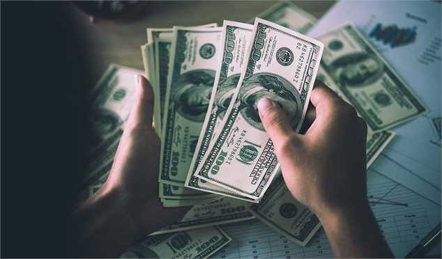 سه وزنه کاهشی بازار ارز