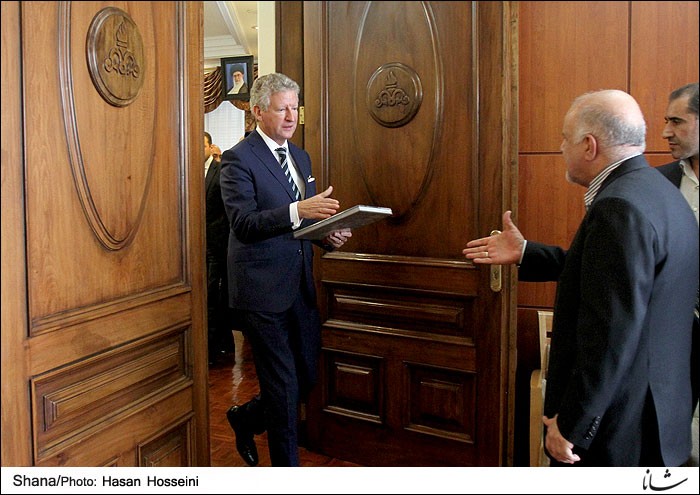 Zangeneh Receives Belgian Secretary of State in Tehran