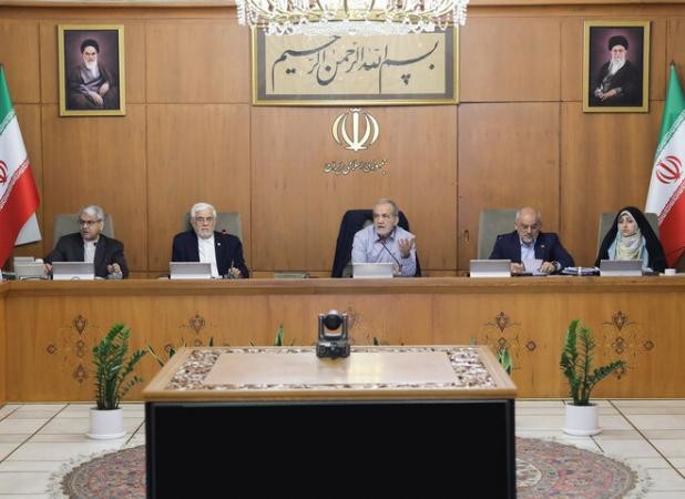 هیچ مسئلهای، حیاتیتر از معیشت مردم نیست!