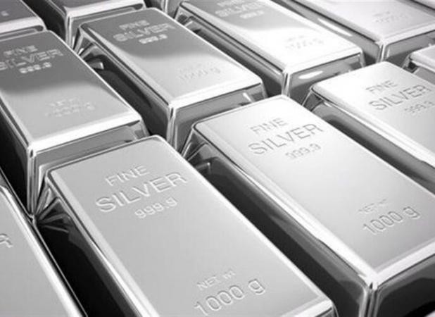 افت جزئی نقره پس از ثبت رکورد تاریخی ۹۵ دلاری