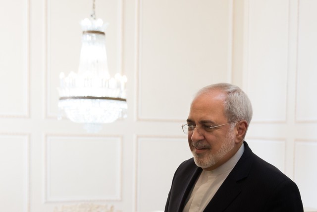 توییت ظریف در ارتباط با حوادث تروریستی روز چهارشنبه در تهران