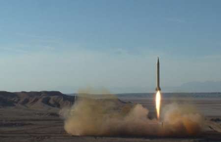 Iran test-fires new missiles