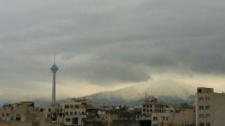 کیفیت هوای تهران همچنان برای گروه های حساس در شرایط ناسالم قرار دارد