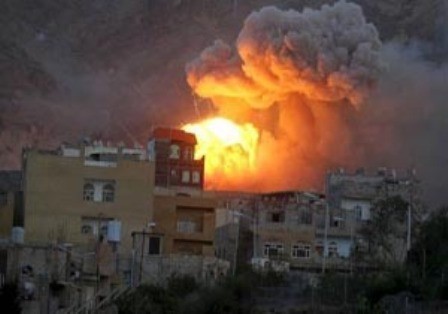 عربستان باردیگر با بمب های خوشه ای صعده یمن را بمباران کرد