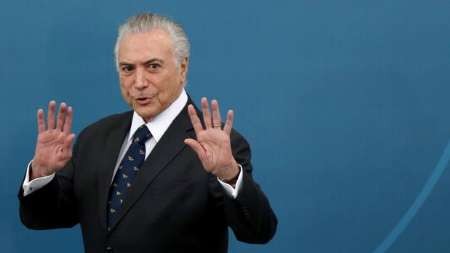 ترس رییس‌جمهور برزیل از ارواح و فرار از کاخ