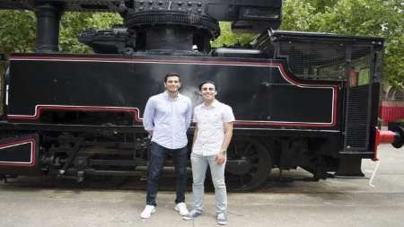 ابتکار 2 ایرانی در شست وشوی خودرو بدون آب