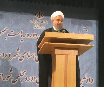 روحانی:آن هایی که قصد کشتن برجام را داشتند سرپرست خوبی برای آن نیستند/حرکت چرخ اقتصاد بهتر از گذشته