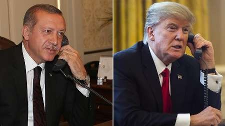 ترامپ نتیجه همه پرسی ترکیه را به اردوغان تبریک گفت