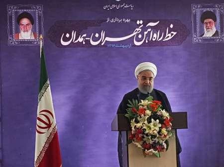 مردم ایران به زودی ثمره توانایی دولت را در حوزه های مختلف خواهند دید/تلاش من تحقق خواسته های رهبری است