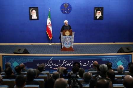 دکتر روحانی:موفقیت های ملت ایران مرهون ایثار، فداکاری و جهاد در راه خدا است