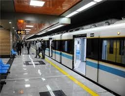 خودکشی در ایستگاه متروی شریف/ مردی وارد قسمت زنانه شد و خودش را جلو قطار انداخت