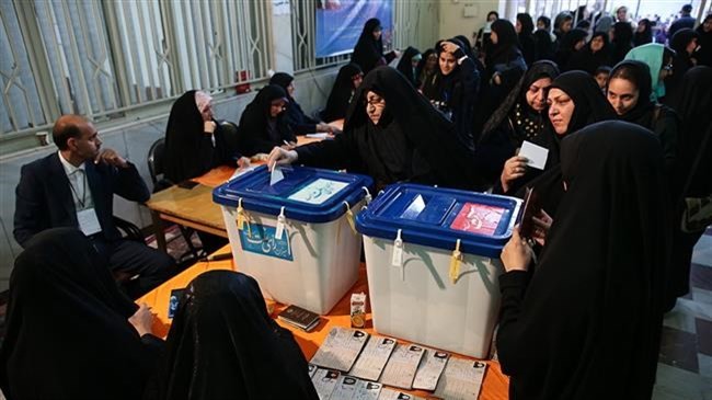 Principlists lead votes countrywide, reformists win Tehran