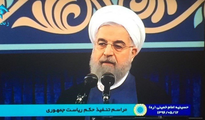 روحانی: یکی از اهداف دولت دوازدهم ریشه‌کنی کامل فقر مطلق است/همه اقوام پاره تن مام میهن هستند