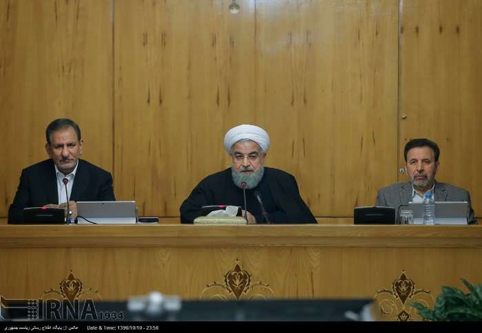 روحانی: برخوردهای خشونت‌آمیز و اهانت به پلیس تحمل نمی‌شود