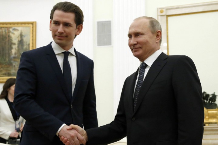 پوتین خواستار ازسرگیری مذاکرات سوریه شد
