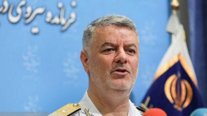 فرمانده نیروی دریایی راهبردی ارتش جمهوری اسلامی ایران گفت: هدف از نشست فرماندهان نیروی دریایی دریای خزر جلوگیری از حضور بیگانگان در این منطقه است.