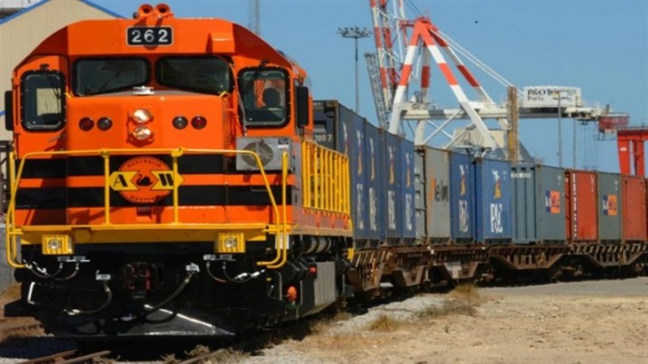Iran eyes transport of 10m tons of goods upon completion of new railroad