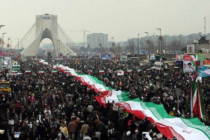 22 بهمن روز یاس دشمنان ملت ایران است