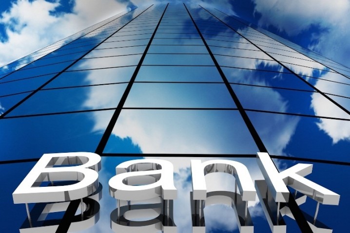 ادامه خروج بانکها از بنگاهداری با واگذاری شرکت سرمایه گذاری امید