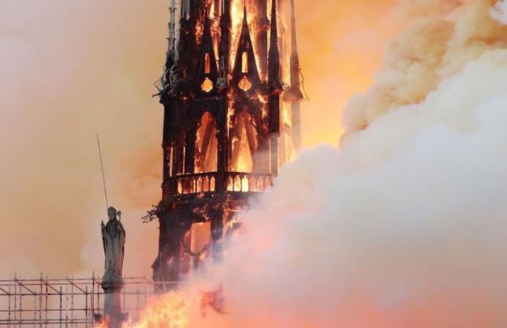 آتش در قلب پاریس؛ آنچه نجات یافت و آنچه نابود شد