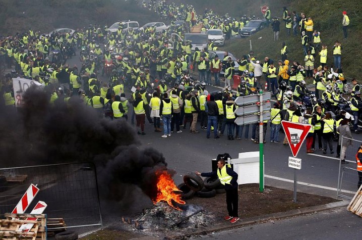 فرانسه رکورددار تجمعات اعتراضی