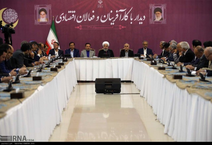 روحانی: رقابت بخش دولتی با خصوصی کاملا اشتباه است