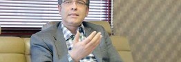 کاخ سفید برای خاموش کردن صدای ظریف، وی را تحریم کرده است
