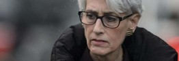 شرمن: ترامپ مجوز جنگ با ایران را ندارد
