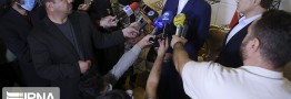 جابری انصاری: وزارت امور خارجه با جدیت پیگیر آزادی شهروندان دربند ایرانی است