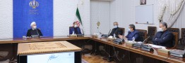 روحانی: اجازه نمی&zwnj;دهیم تکانه&zwnj;های اقتصادی توسعه کشور را تحت تأثیر قرار دهد