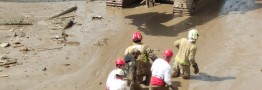 انتقال ۵۰۰ حادثه دیده سیل در منطقه امامزاده داود تهران به مناطق امن/۴ فوتی ۹ مصدوم