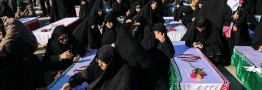 پیکرهای ۵۵ شهید دفاع مقدس وارد خاک کشور شدند