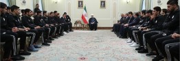 باید تمام تلاش خود را برای شاد کردن ملت ایران بکار بگیریم