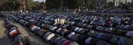 اقامه نماز جمعه در مسجدالاقصی با حضور ده ها هزار فلسطینی