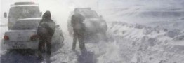 سقوط 3خودرو به داخل رودخانه درجاده کرج -چالوس/ کمک به 600 حادثه دیده