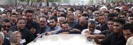 مردم بندرعباس پیکر دانش آموزان جان باخته در سانحه رانندگی را تشییع کردند