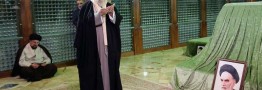 رهبر انقلاب در مرقد امام خمینی(ره) وگلزار شهدا حضور یافتند