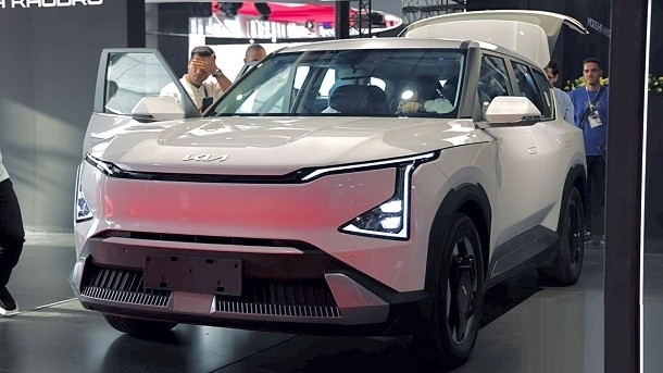 اعلام قیمت نجومی برای کیا EV5 در ایران