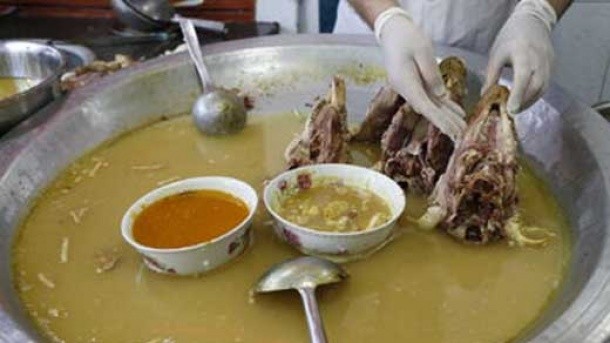 یک دست کله‌پاچه چند؟